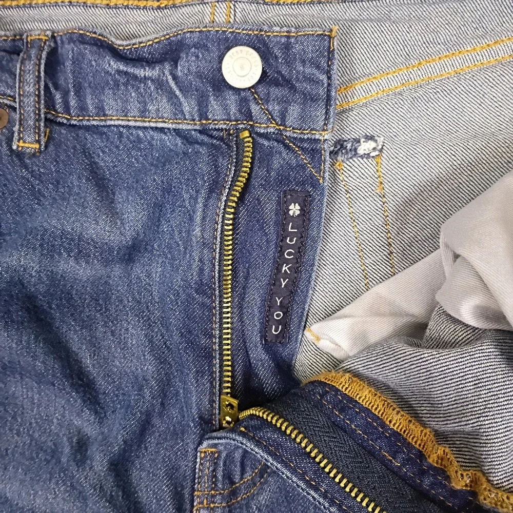 Lucky‎ Brand Jeans Men's 363 Vintage Straight 36x32 Blue Denim Modern Distressed